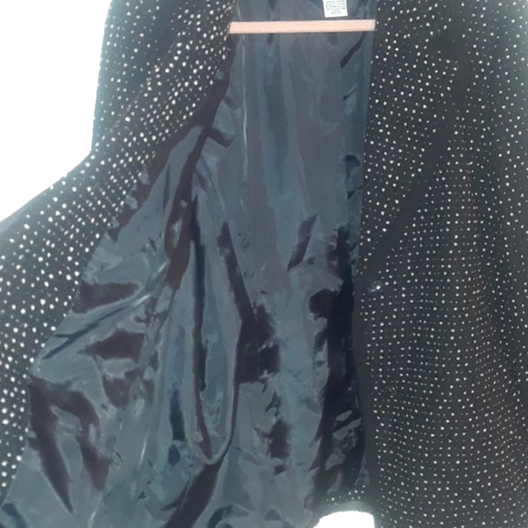 Sag Harbor Tweed Style Woman's Blazer - Picture 7 of 8